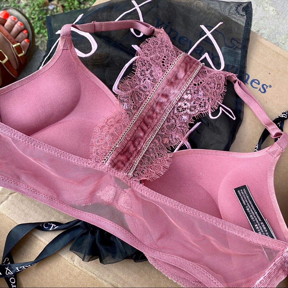 Victoria’s Secret Bombshell Bra